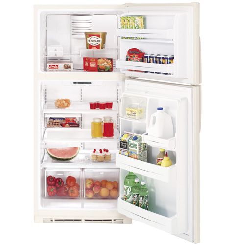 Hotpoint® 17.9 Top-Freezer Refrigerator