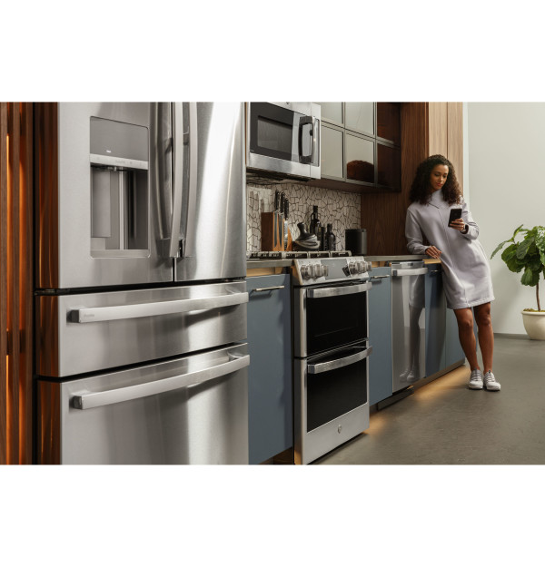 GE Profile™ ENERGY STAR® 27.9 Cu. Ft. Smart Fingerprint Resistant 4-Door French-Door Refrigerator with Door In Door|^|PVD28BYNFS
