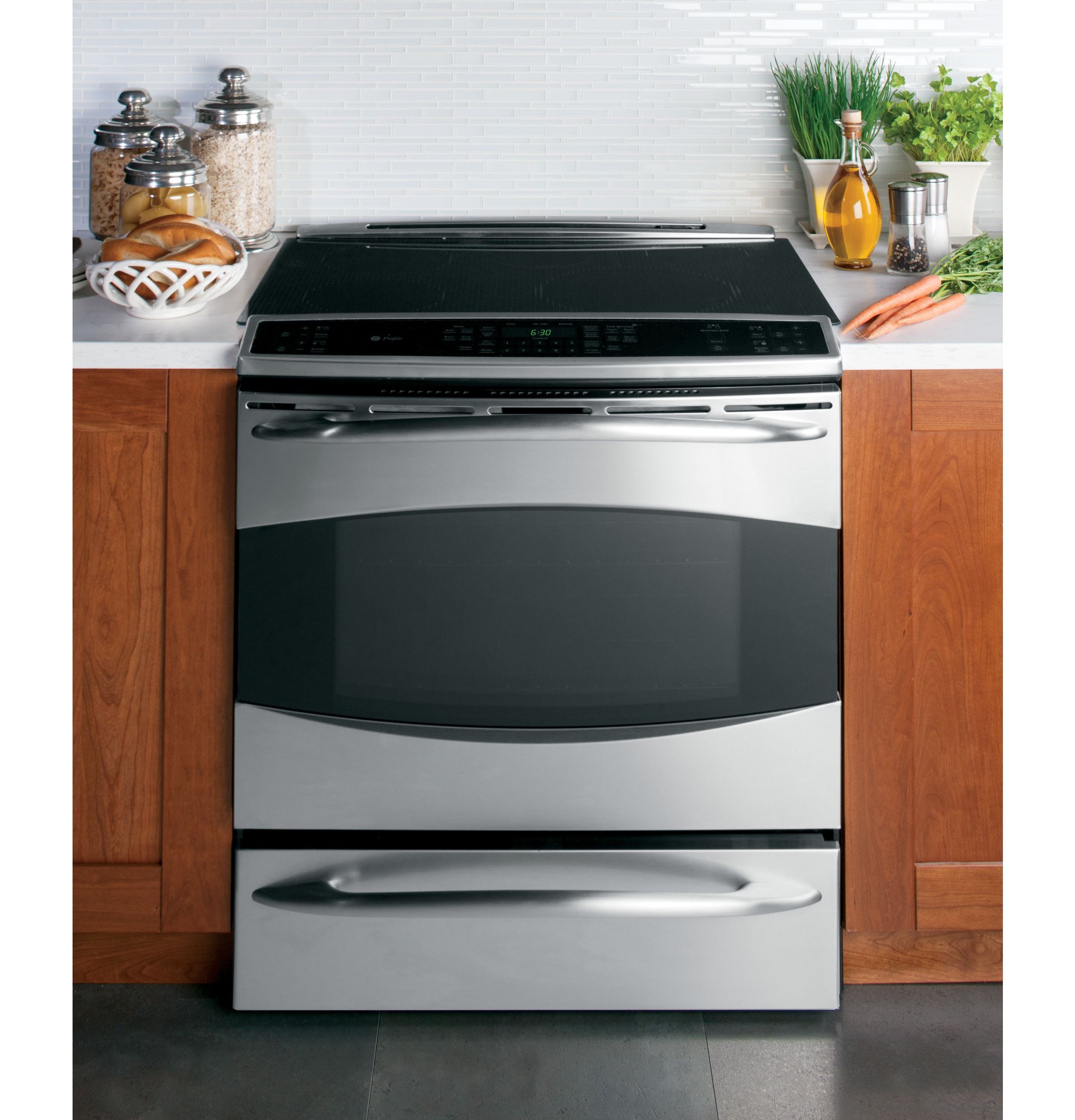 GE Profile™ Slide-In Induction Range