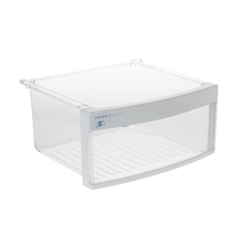 Refrigerator vegetable bin with integrated handle