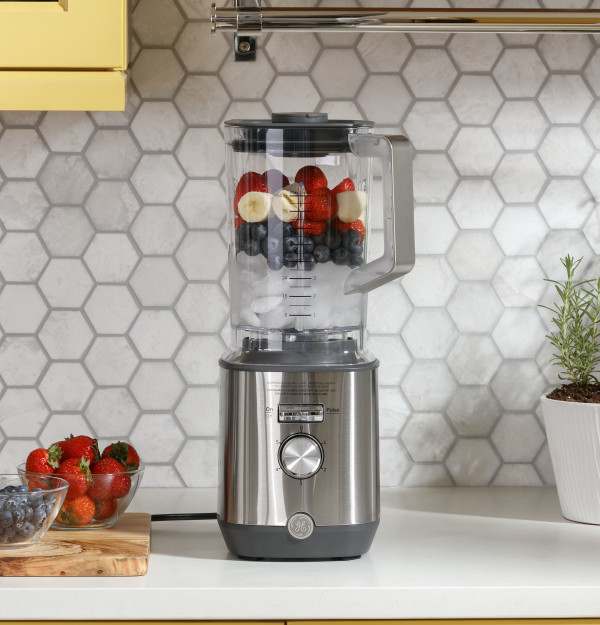 1000-Watt Blender