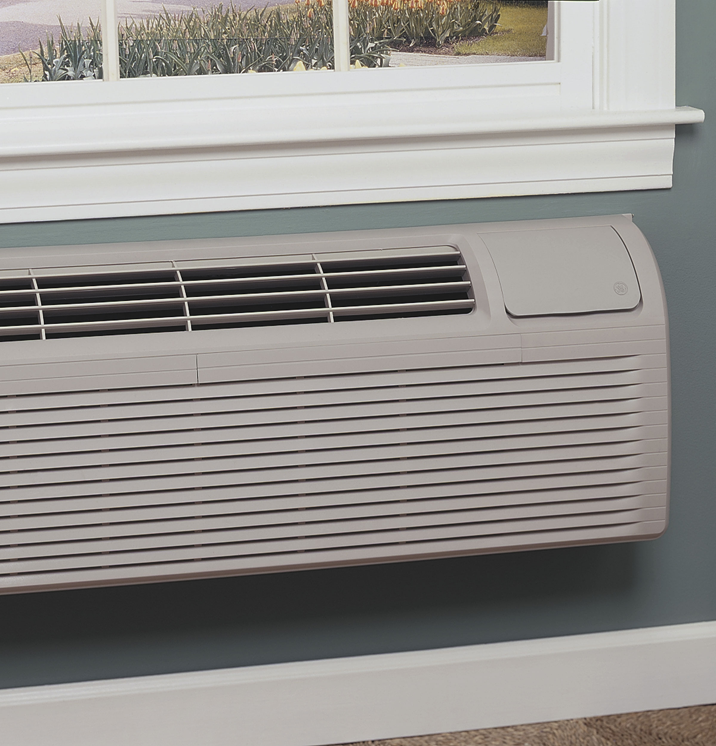 GE® Zoneline Deluxe Series Cooling and Electric Heat Unit