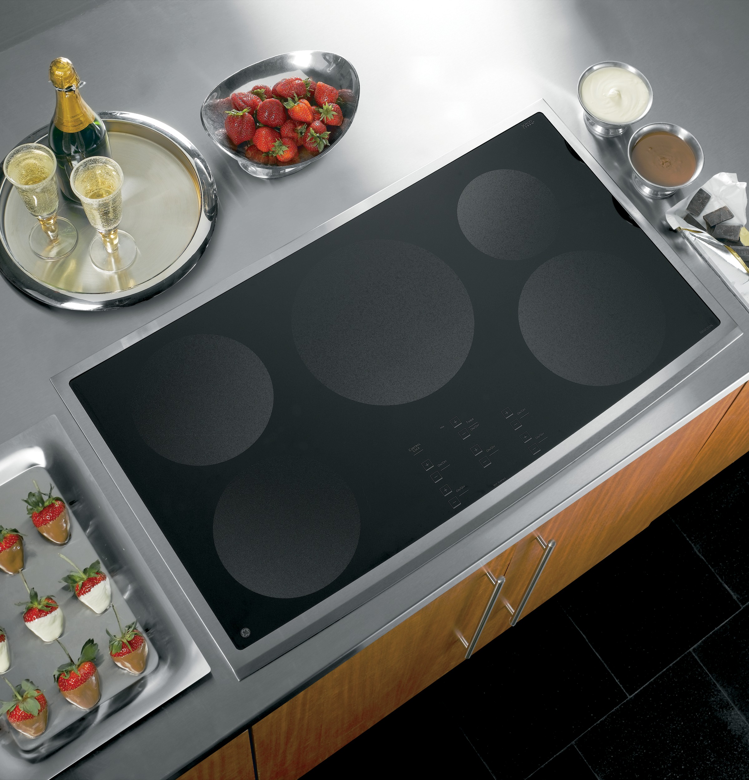 GE Profile™ Series 36