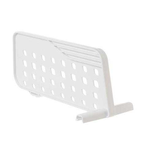 Refrigerator meat pan divider