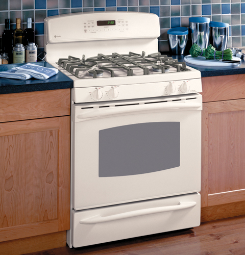 GE Profile™ Free-Standing Self-Clean Convection Gas on Glass Range with Warming Drawer