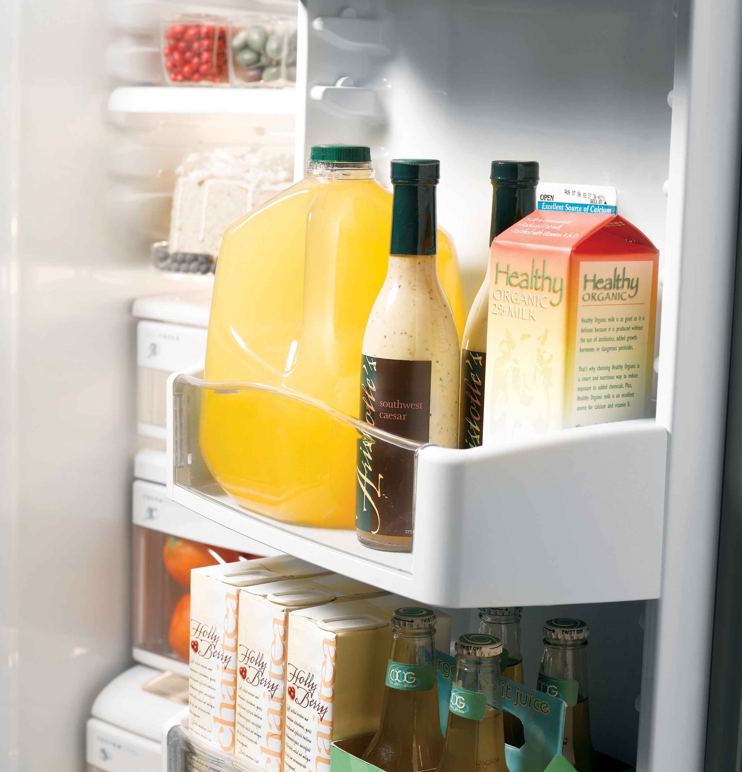 GE Profile™ Series ENERGY STAR® 25.3 Cu. Ft. Side-by-Side Refrigerator