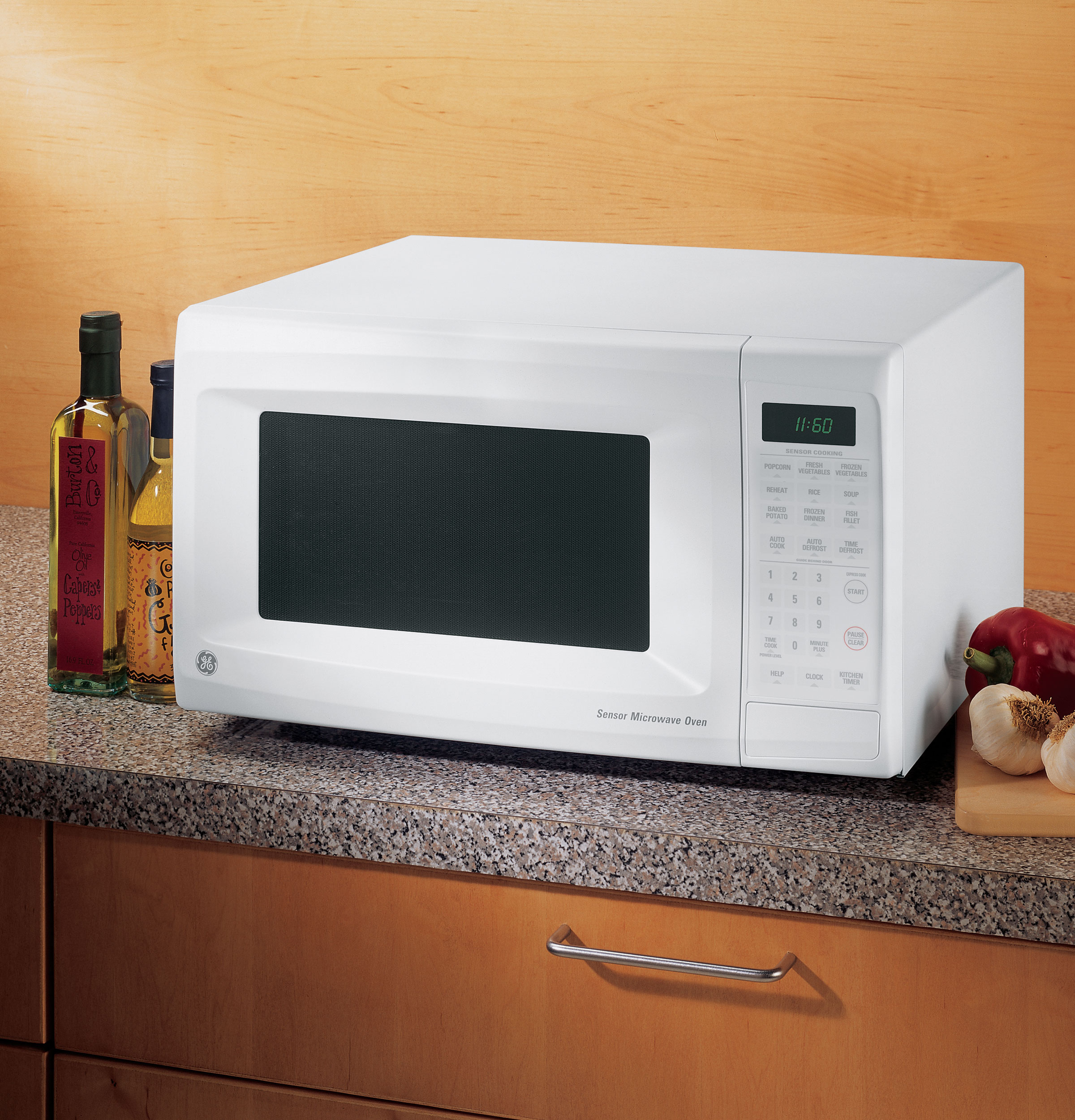GE® 1.1 Cu. Ft. Countertop Microwave Oven