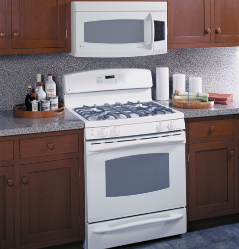 GE Profile™ Free-Standing Self-Clean Gas Range