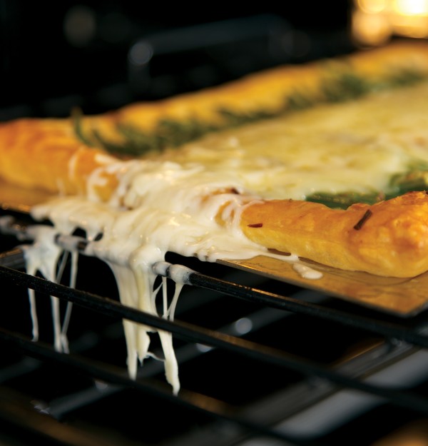 Heavy-duty oven racks (lower oven)