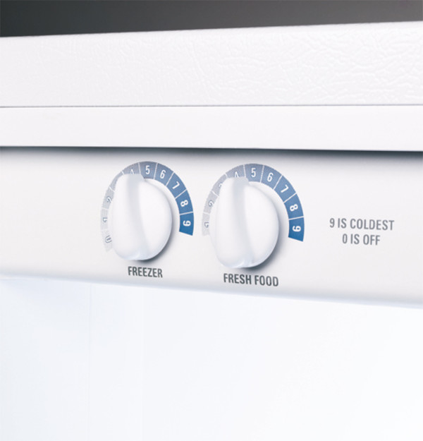 Upfront electronic temperature controls