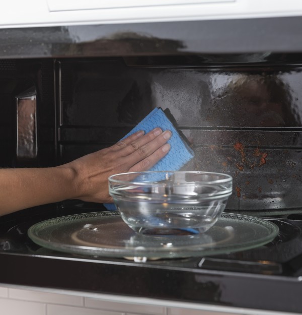 Easy clean interior with steam clean