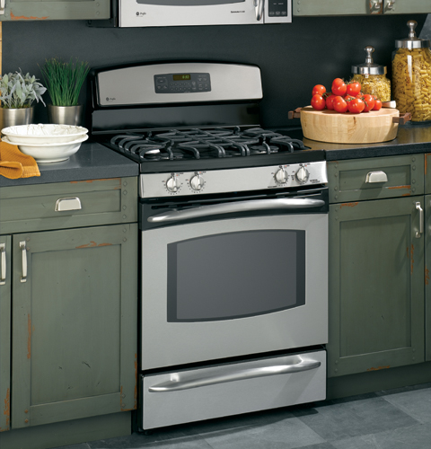 GE Profile™ Free-Standing Self-Clean Gas Range