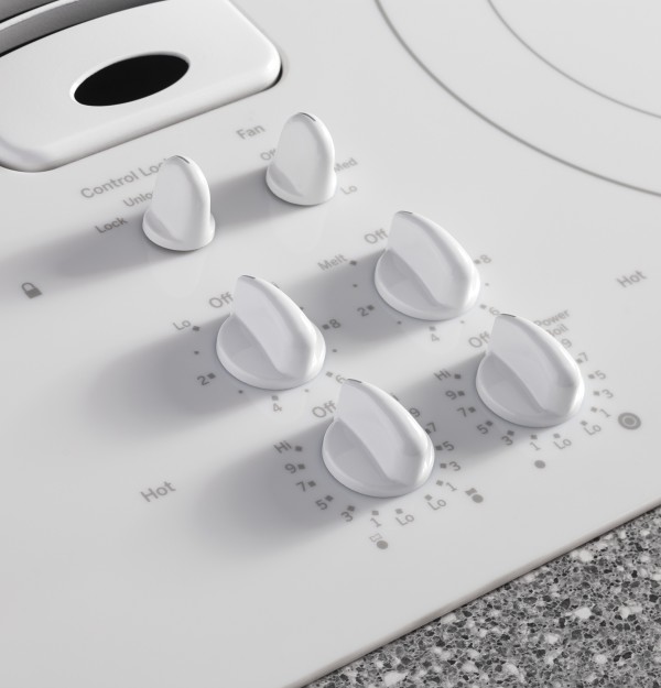 Knob controls with true-white glass surface