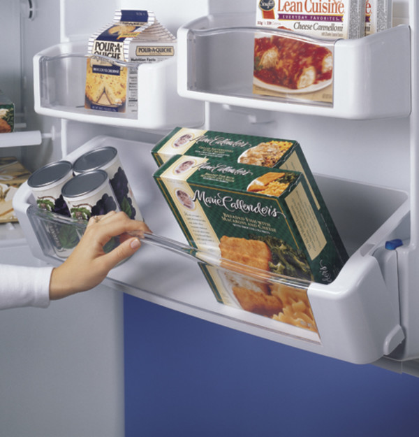 4 ClearLook™ modular fresh food door bins with gallon bin and ClearLook™ tilt-out freezer door bin