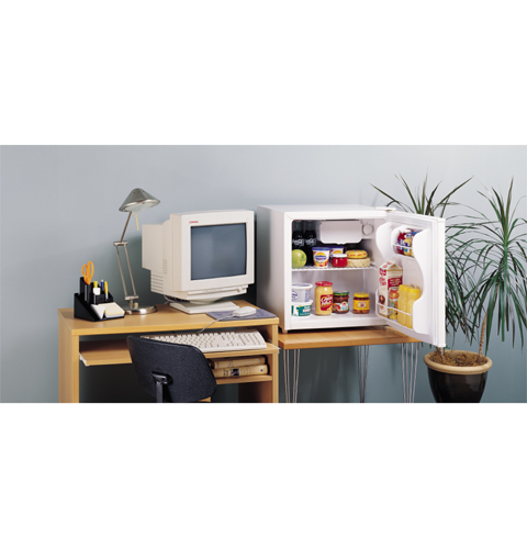 GE Spacemaker® Compact Refrigerator