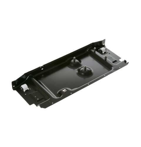 Refrigerator baseplate stud assembly