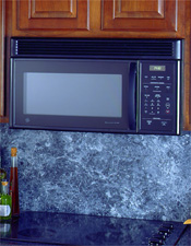 GE® SpacemakerXL® Microwave Oven with SmartControl System, Convenience Cooking Controls and Glass Tray