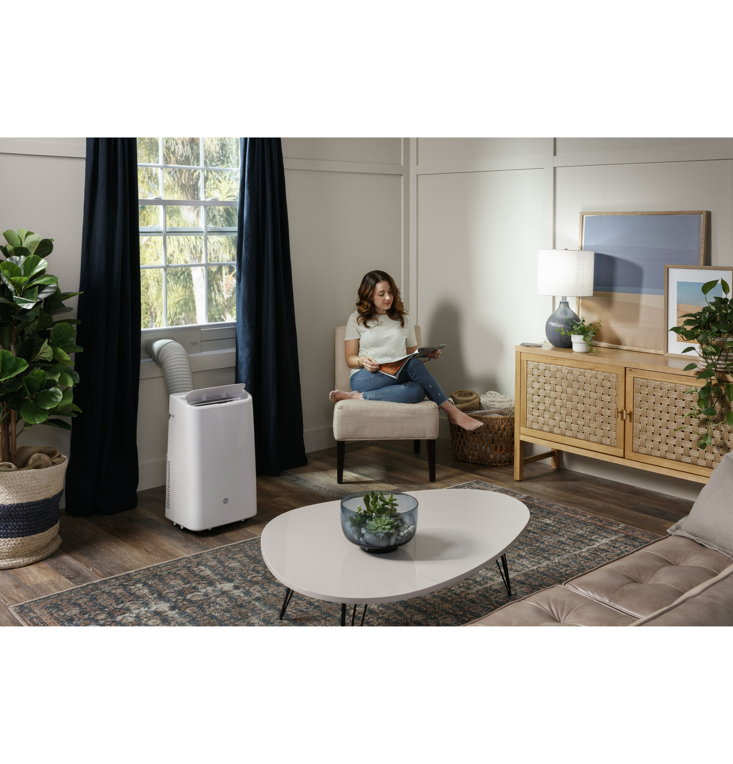GE® 7,800 BTU SACC Smart Portable Air Conditioner for Medium Rooms up to 450 sq ft. (11,000 BTU ASHRAE)